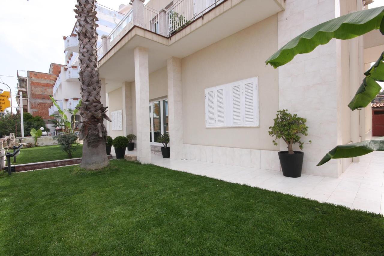 Bed and Breakfast Porta Del Vento Giardini-Naxos Exterior foto