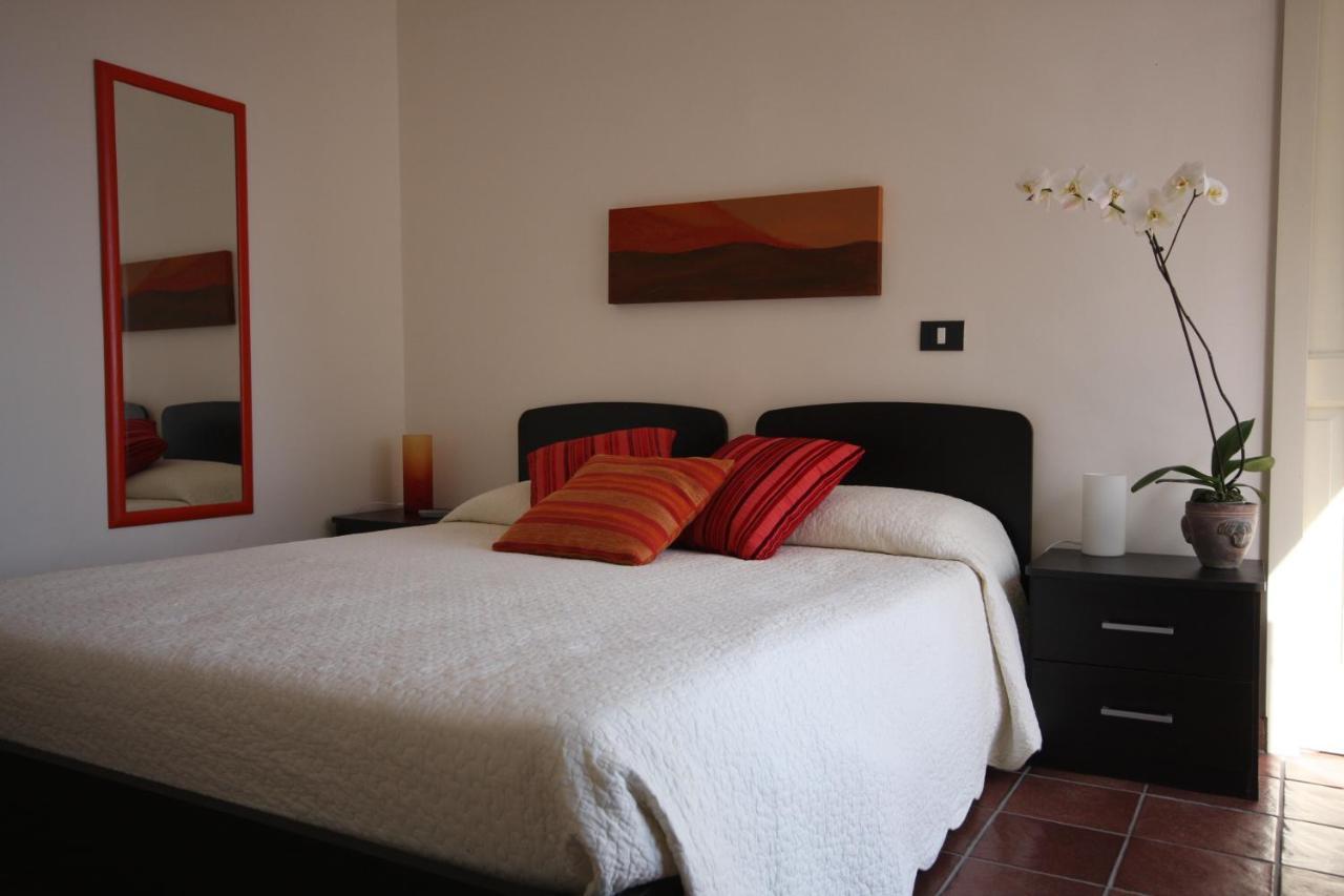 Bed and Breakfast Porta Del Vento Giardini-Naxos Exterior foto